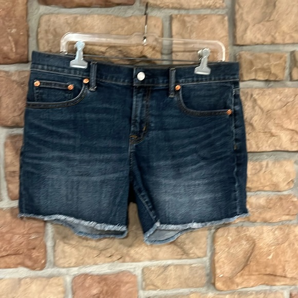 Women’s jean shorts - Picture 1 of 6